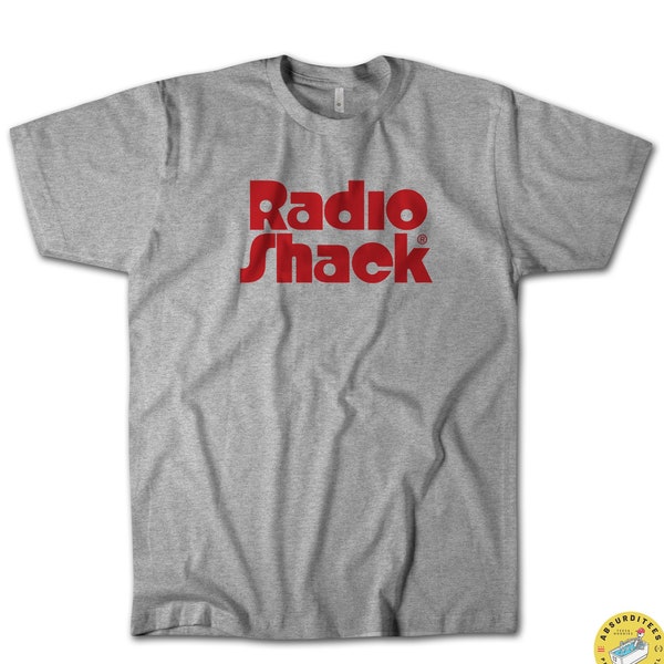 T-shirt rétro Radio Shack des années 80, tee-shirt Battery of the Month Club, logo Radio Shack vintage des années 70. Chemise Campy Nerdy Dork en coton de qualité supérieure MegaSoft