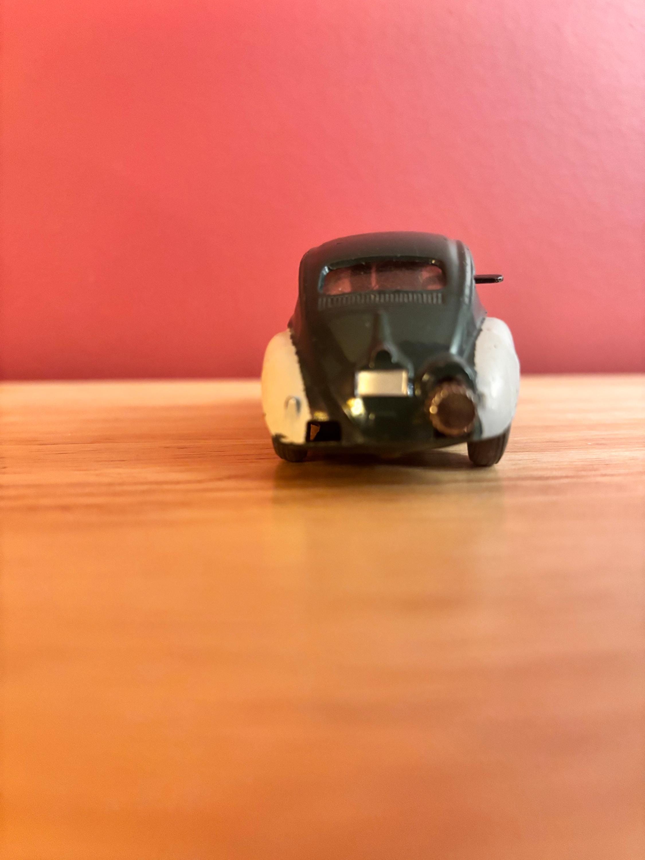 Schuco Micro Racer Polizei VW Beetle #1039 Variant on #1046 Base