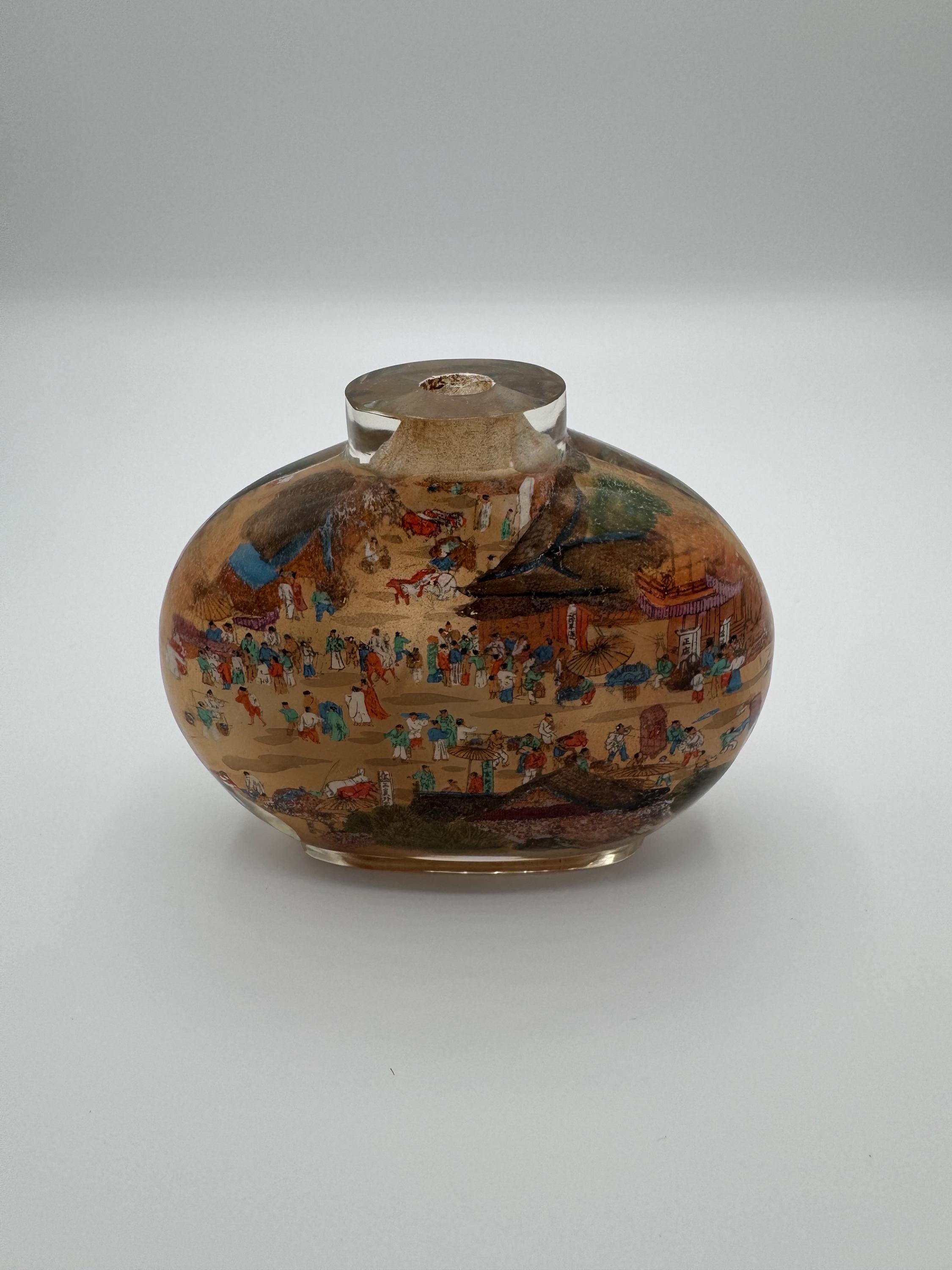 Large Antique Chinese Reverse-Painted Snuff Bottle – Early 1900s Hand-Painted Scene