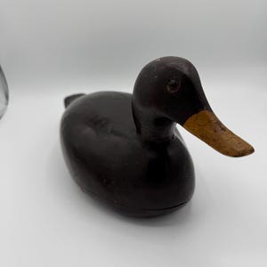 Antique Hand-Carved Wooden Duck Decoy – Rustic Folk Art Home Decor [SS]