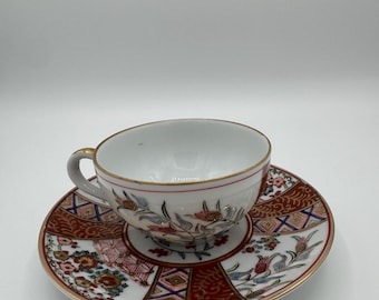 Antique Gold Imari Hand-Painted Teacup & Saucer Set – Floral Pattern with Rich Reds, Pinks, Blues, Greens, Gold