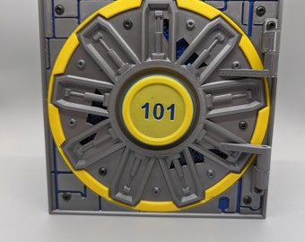 Fallout Vault Themed Deck box for MTG Commander EDH or other TCG - Holds 100 double sleeved cards plus Dice or Tokens and 2 toploader slots
