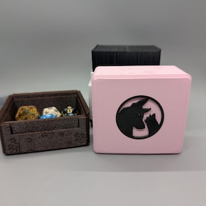 Rin and Seri Cat and Dog MTG Magic The Gathering Commander EDH Deckbox with slot for Toploader and Dice Tray