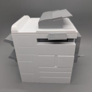 Caja de mazo para máquina copiadora para MTG Magic The Gathering Commander EDH u otros TCG. Contiene dados más 100 cartas con funda doble.