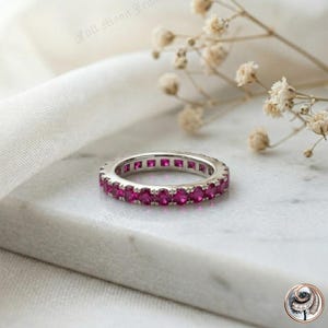 Ruby Eternity-band 925 sterlingzilver, volledige Eternity-stapelring, juli geboortesteen sieraden, rode edelsteen trouwring, jubileumring