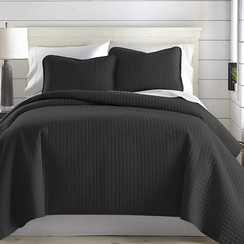 lightweight quilt blanket