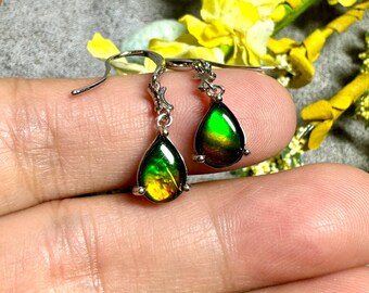 STUNNING! 9mm Ammolite Waterdrop Earring/dainty/triple color/925 silver/Canada