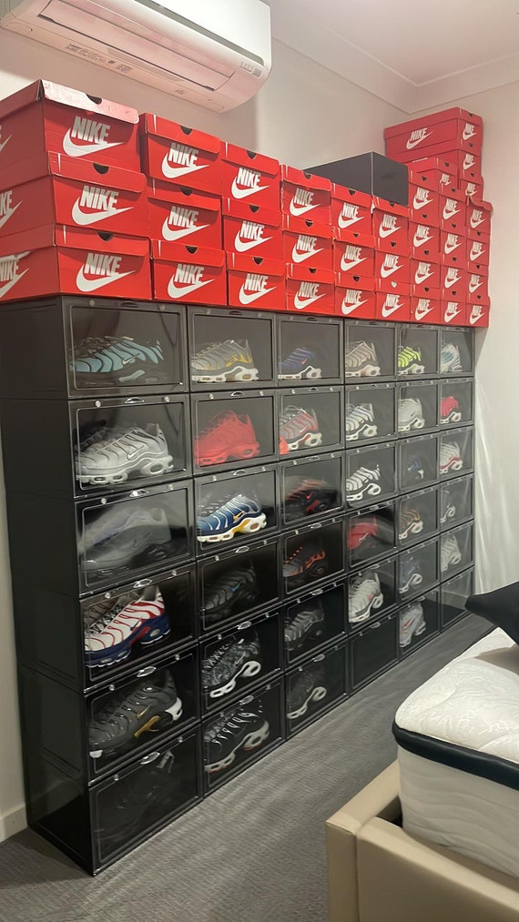 sneakerboxes