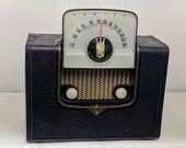 Vintage Zenith Transoceanic Z909 Portable Radio