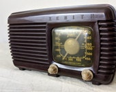 Vintage Zenith Mantle Radio, 1940s