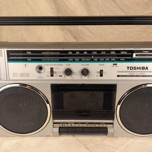 1986 Toshiba RT 6016 AM FM Radio Kassettenspieler