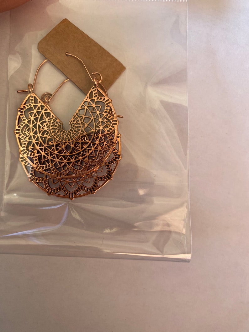 Dangle earrings
