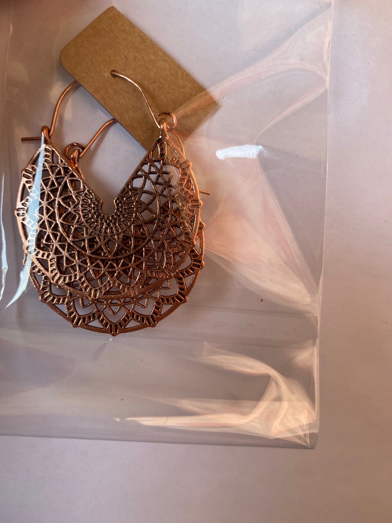 Dangle earrings