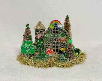 Leprechaun Mini Putz Cottage: Glitter St. Patrick's Day House