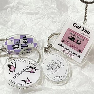 Personalized Custom Anime Keychain Cartoon Logo Acrylic Key Chain Photo Customized Transparent Printing Design Game Keychains