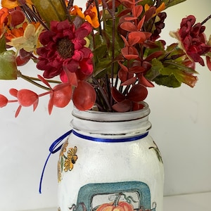 Ball canning jar with fall floral arrangement/fall centerpiece/fall table decor