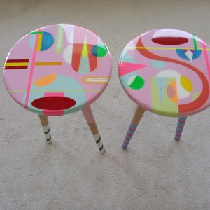 Unusual Pink Funky Colorful Round Side Resin Coffee Tables,Geometric Multicolor Eclectic Boho Abstract Cool Neon Painted Leg Epoxy Art Table