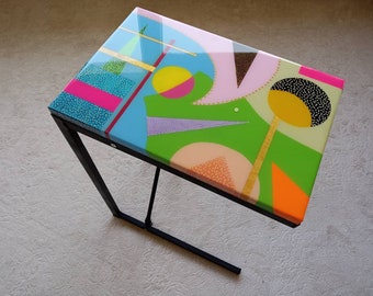 Wooden C Shape Colorful Side End Epoxy Resin Coffee Table With Metal Legs