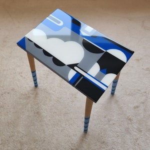 Unique Wooden Retro Epoxy Resin Blue Side Coffee Table,Colorful Funky Eclectic Rainbow Abstract Pop Art Hand Painted Cute End Sofa Table