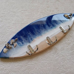 Resin Ocean Wave Coastal Charm Hanger, Epoxy Seashells Towel Rack,Nautical Beachy Wall Decor, Seaside Coat hook,Unique Wooden Wall Mounted