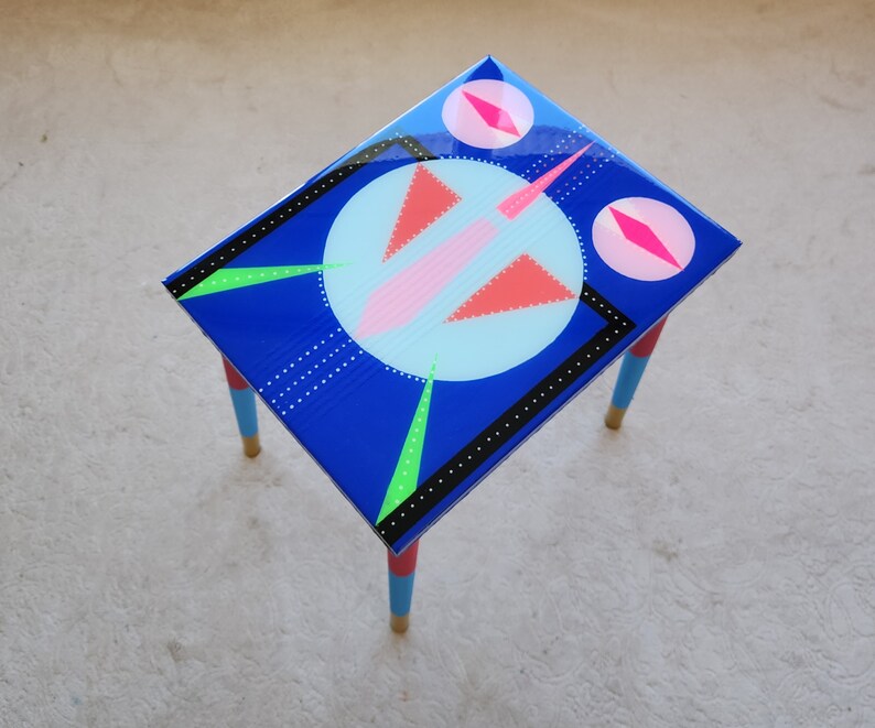 Unusual Blue Wooden Retro Epoxy Resin Side Coffee Table,Colorful Funky Eclectic Rainbow Abstract Pop Art Hand Painted Pink End Sofa Table image 4