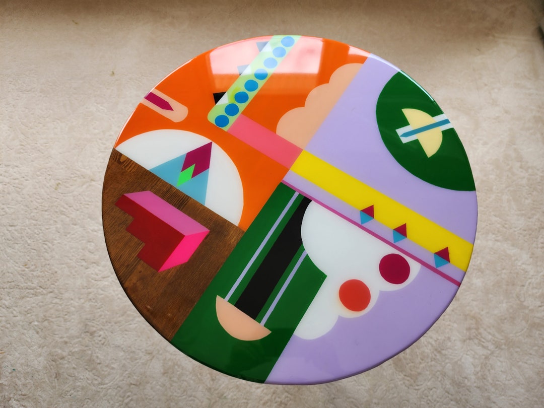 Modern Colorful Resin Round Side Center Table, Funky Retro Furniture