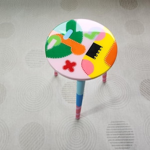 Round Wooden Pink Epoxy Resin Cool Art Side Coffee Table