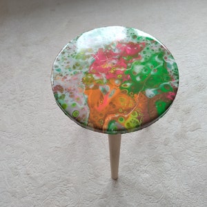 Colorful Small Cool Wooden Abstract Resin Boho Side Coffee Table, Pink Round Modern Unique Bedroom Entrway Bedside Art End Cute Epoxy Table