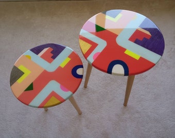 Colorful Vibrant Abstract Chic Artistic Epoxy Tables, Modern Centerpiece Funky Round Sofa End Wooden Groovy Contemporary Unique Art Design