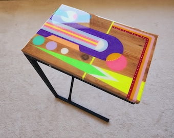 Handmade Retro Resin Coffee Table, C Shape Metal Legs, Pop Art Neon Painted