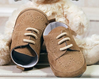 Baby Boys Beige Faux Suede Leather Pram Cot Shoes Booties Christening Wedding Smart Formal Baby Footwear Sizes: 3-18mths