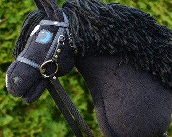 Hobby Horse Pferd Schwarz + Schwarze Trense