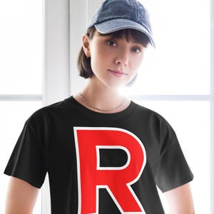 Team Rocket Crop Top Halloween Kostüm Shirt Comic Con Anime Cosplay White "R" T-Shirt Süßes T-Shirt T-Shirt Kawaii Cosplay