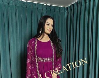 Robe en georgette violette avec haussement d'épaules pour femmes, robe longue de style Anarkali pour femmes et filles, robes indo-occidentales, tenues pour femmes et filles