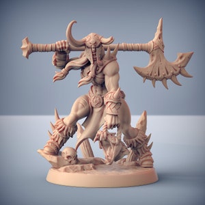 Barbarian Axe Hero Snakeslayer 2 - Artisan Guild Fantasy Dungeons & Dragons Mini