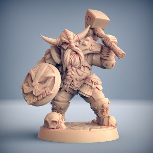 Dwarf Fighter Warrior - Artisan Guild Fantasy Dungeons and Dragons Miniature RPG
