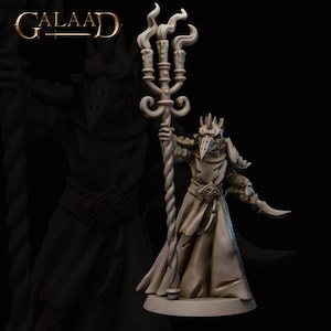 Cultist with Candles - Galaad Miniatures - Fantasy Dungeons and Dragons