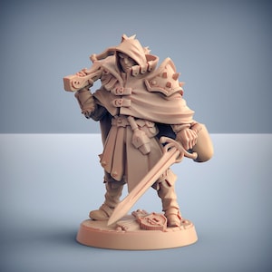 Thief Rogue Assassin Hero - Artisan Guild Fantasy Dungeons and Dragons Miniature