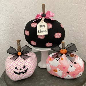 Pink Vintage Halloween Decor/Pink Pumpkins/Retro Pink Pumpkins/Farmhouse Decor/Tier Tray Decor/Halloween Decor/Boo Ghost Decor/Spooky/Oct 31