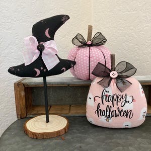 Retro Halloween Decor/Pink Halloween Decor/Vintage Pumpkins/Pink Decor/Farmhouse Halloween Decor/Pink Halloween Tier Tray Decor/Boo Ghost