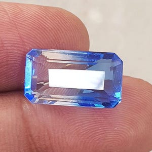 12,61 ct onberispelijke Ceylon bi-kleurige saffier met smaragdgeslepen bioblauwe saffier van AAA-kwaliteit, losse edelsteen, laboratoriumgekweekte saffier voor ring, 17 x 9,7 mm