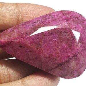 Rubí natural de Mozambique de 405 quilates, color rojo rosado, talla pera, facetado, enorme, calidad AAA, piedra preciosa suelta, rubí rosa para joyería, 58 x 41 mm.