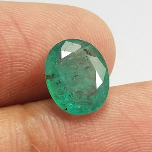 2.57 Ct Natural Finest Green Zambia Emerald Oval Cut Earth Mined Emerald Loose Gemstone Untreated Emerald Making For Jewelry 10.47x8.5 MM