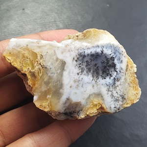 Opale dendritique naturelle de 533 carats, cristal brut brut de qualité AAA, pierres précieuses en vrac, agate dendritique, opale brute, fabrication de pierre pour bijoux 69,6 x 49 mm