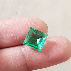 4.60 Ct AAA Green Colombian Emerald Gems Square Cut AAA Quality Lab Created Colombian Emerald Loose Gemstone Emerald Ring Size 10x9.88 MM
