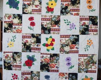 Vintage Flower Applique Quilt
