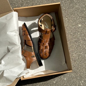 Cute leather sandals Brązowy