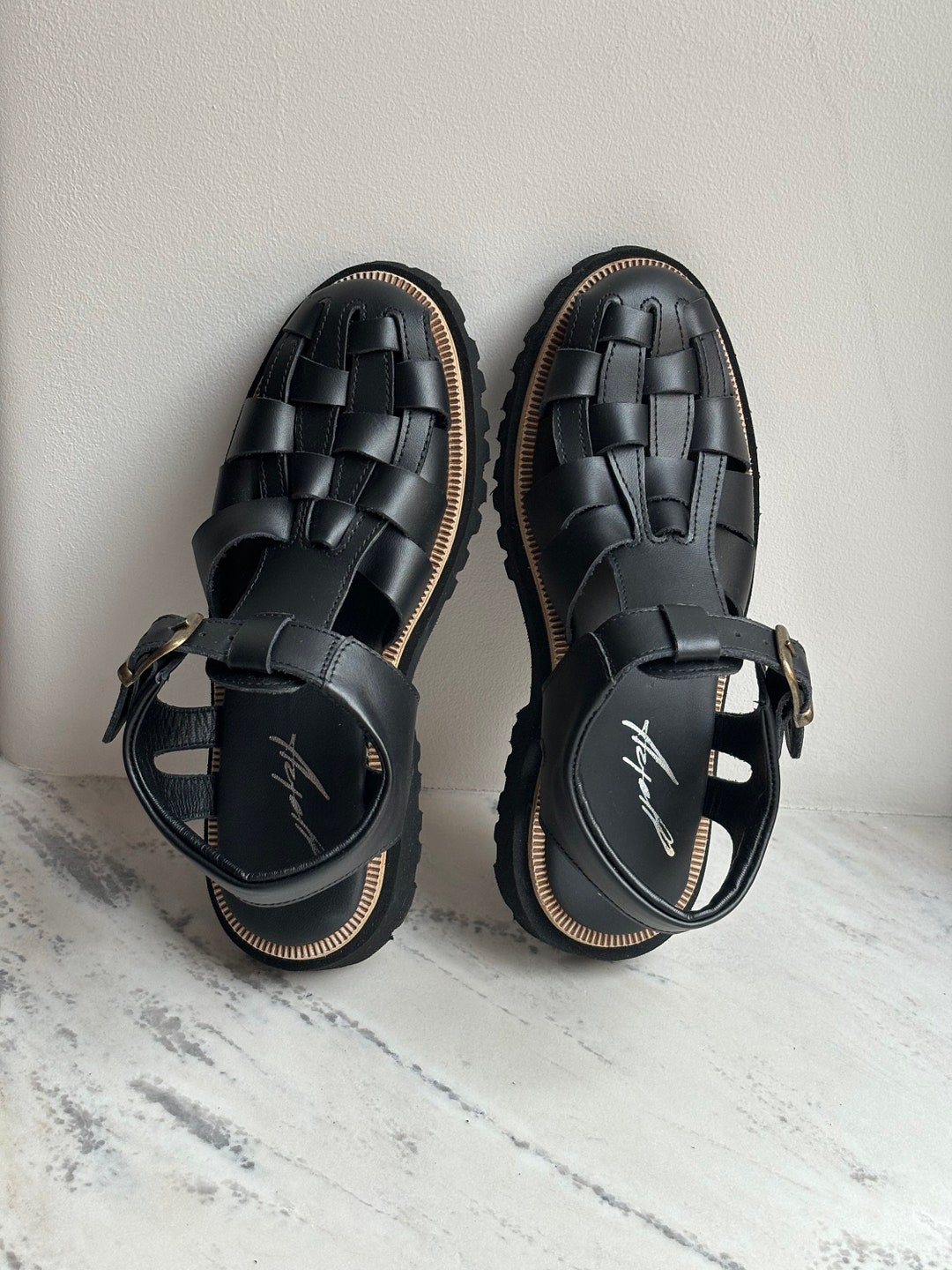 FORMEL CAMELE[ポメルカメレ]Caribbean Fisherman Sandals Black LEATHER FISHERMAN SANDALS - BLACK | COS