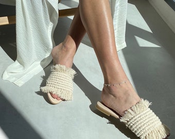 Macrame slides