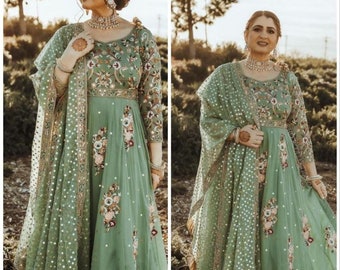 Pakistani Designer Green Color  Anarkali Suit Set 3 Pc Salwar Kameez Set, Ready to Wear Anarkali Gown Set Dress For Mehandi